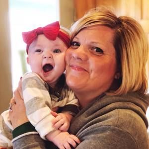 Meet your Posher, Sharon